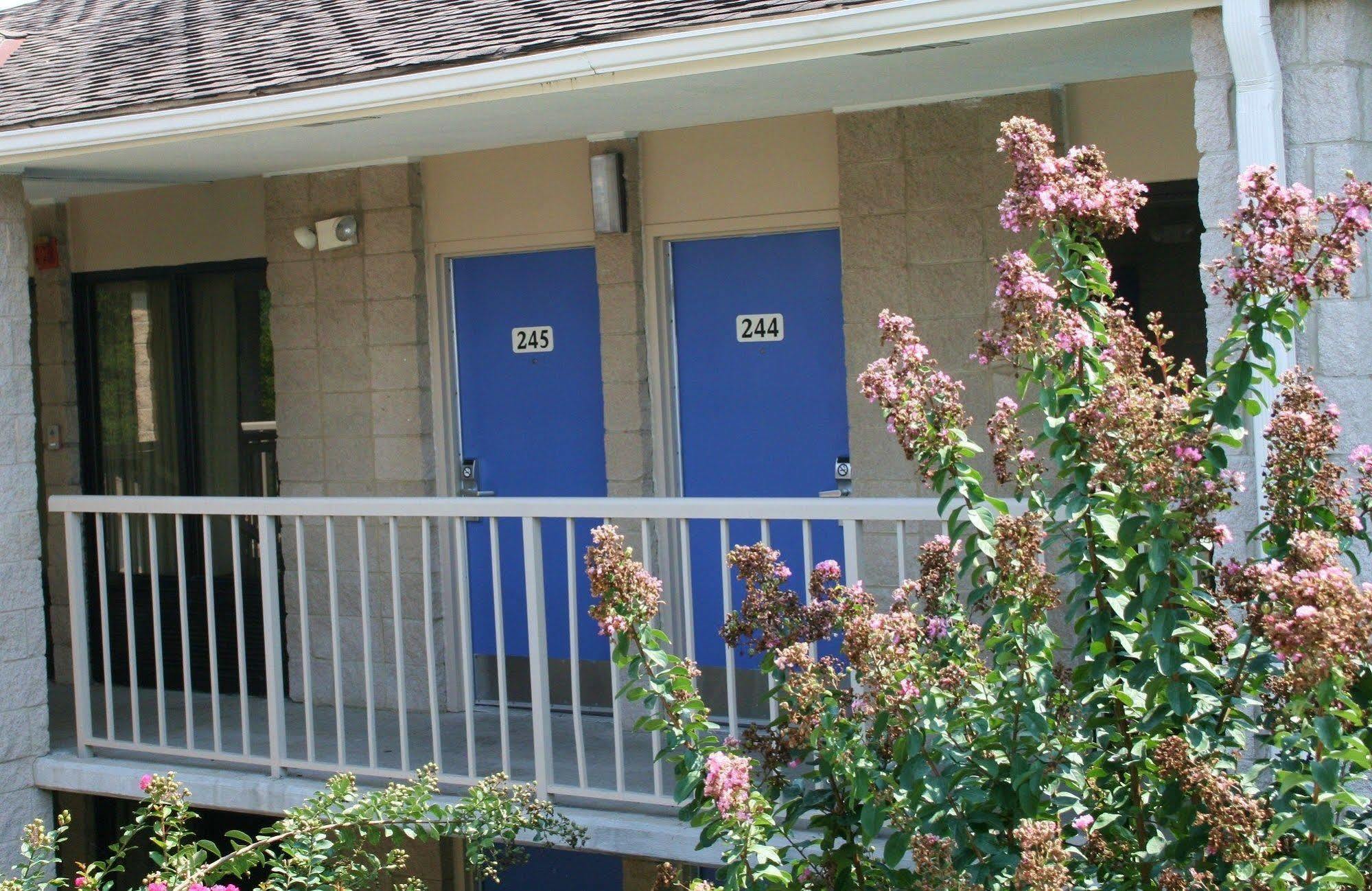 Red Roof Inn Gadsden Bagian luar foto